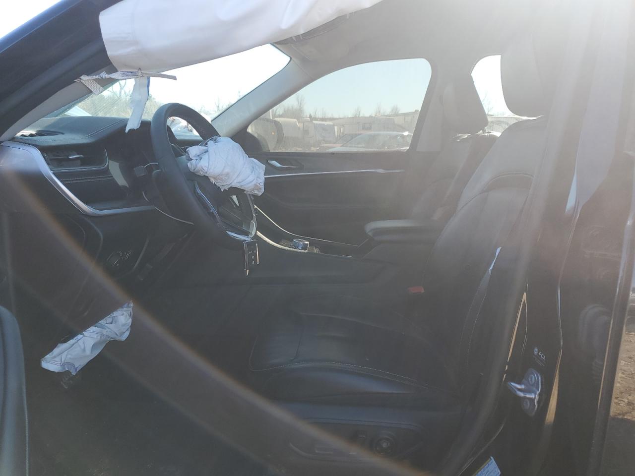 2023 JEEP GRAND CHEROKEE LIMITED VIN:3VWDX7AJ7BM337839