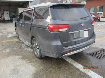2016 Kia Carnival VIN: