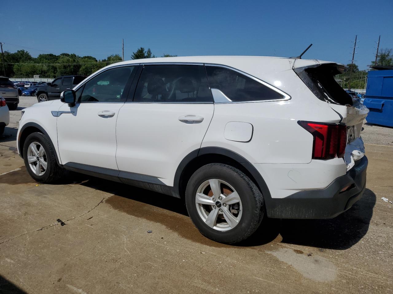 2022 KIA SORENTO LX VIN:5XYRG4LC9NG075930