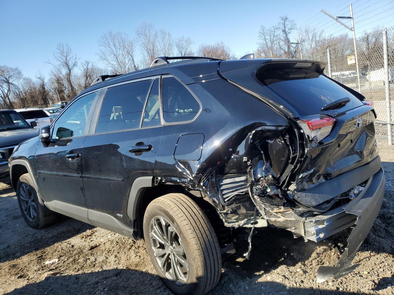 2024 TOYOTA RAV4 XLE PREMIUM VIN:2T3B6RFV9RW076517