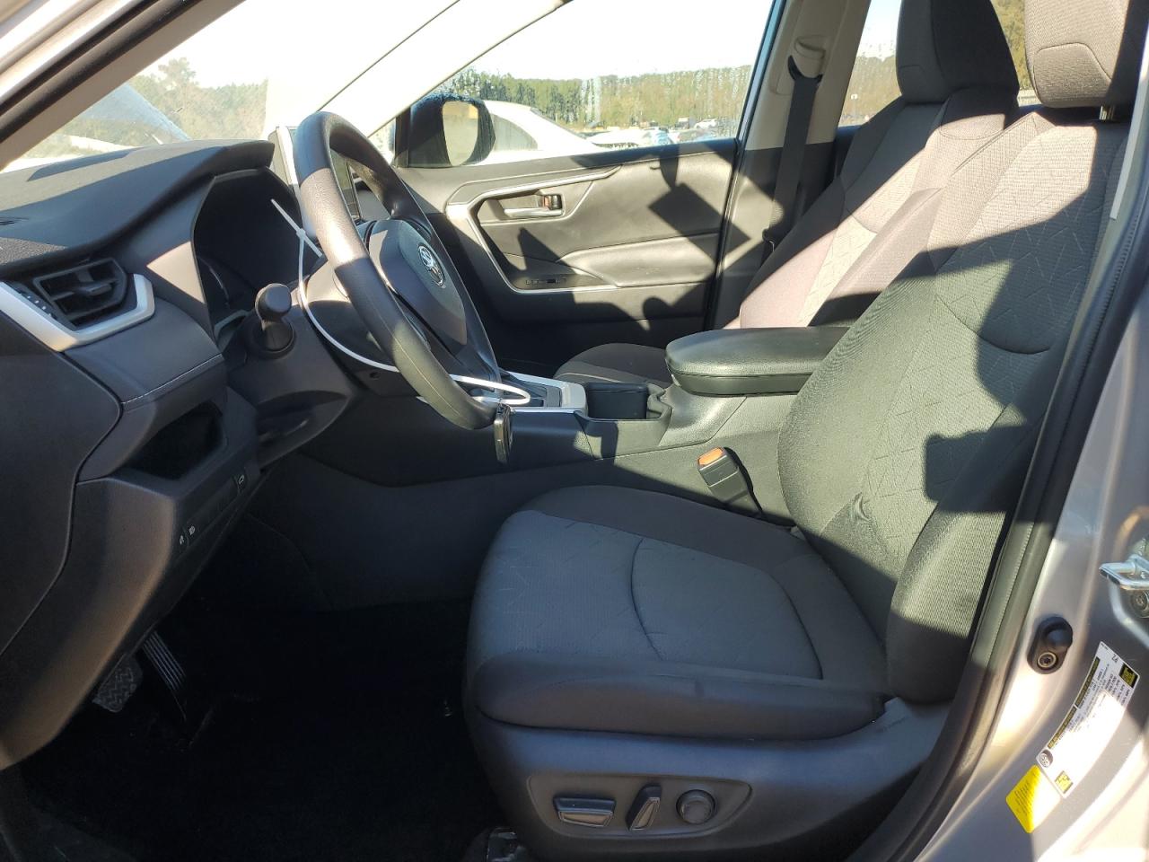 2023 TOYOTA RAV4 XLE VIN:2T3W1RFV5PC223477
