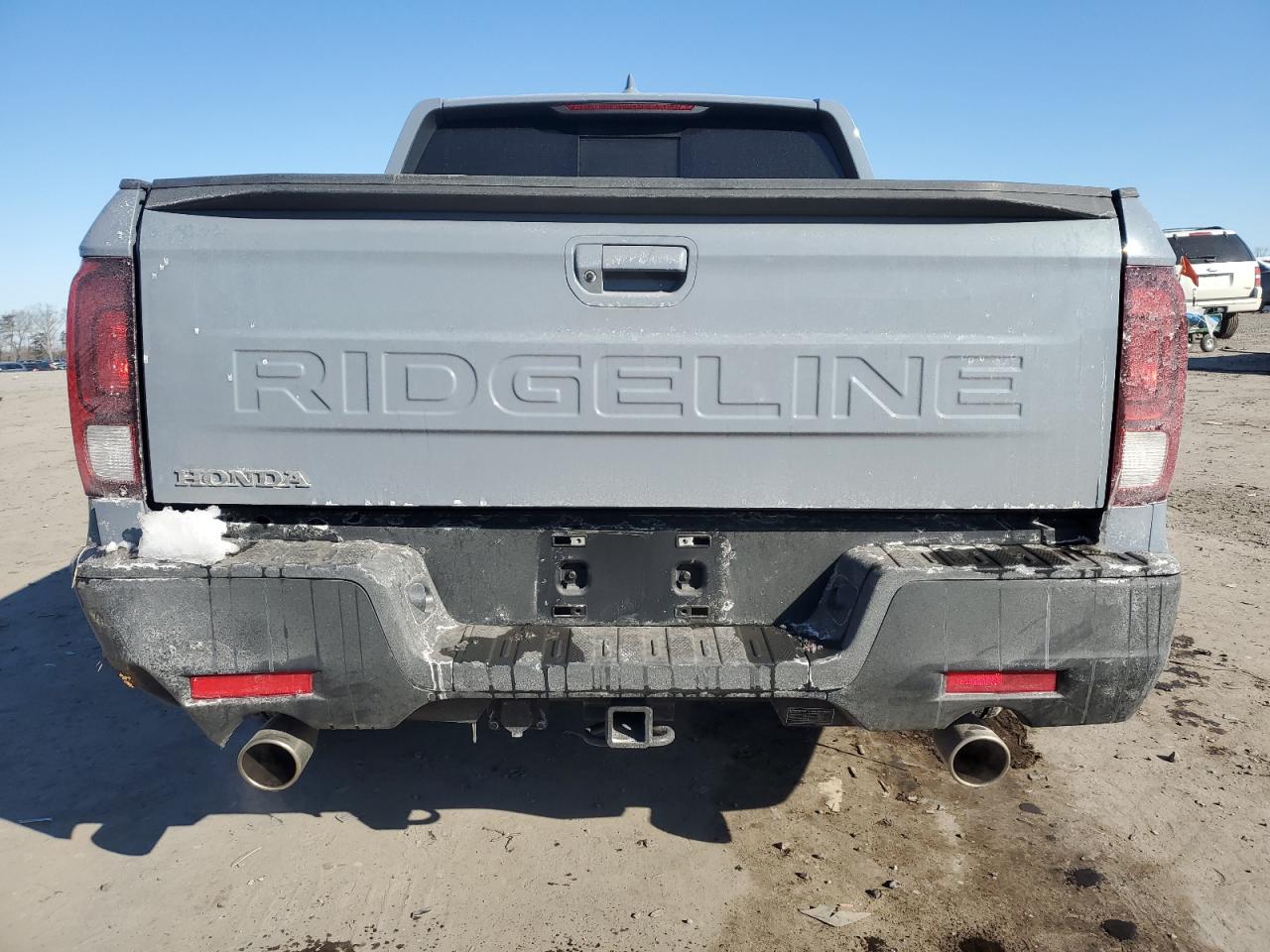 2024 HONDA RIDGELINE RTL VIN:5FPYK3F57RB017773