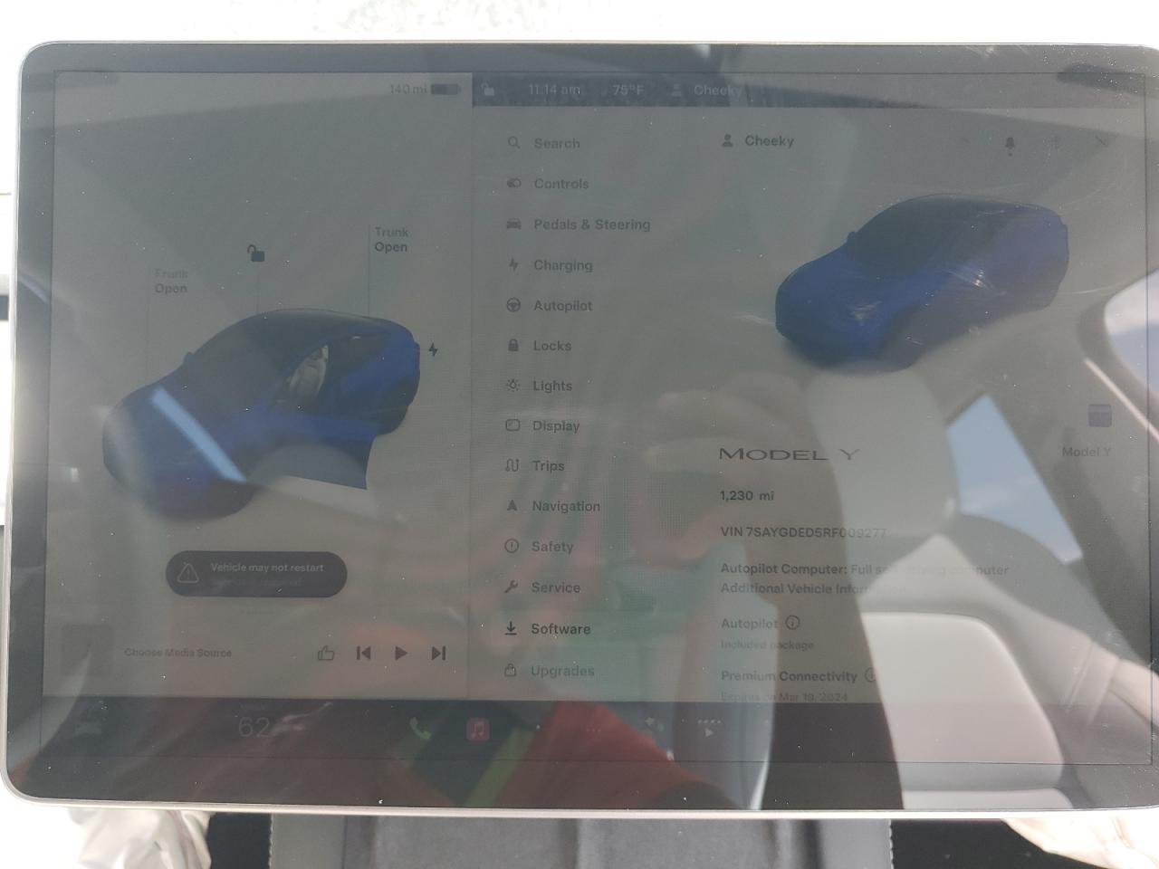 2024 TESLA MODEL Y  VIN:7SAYGDED5RF009277