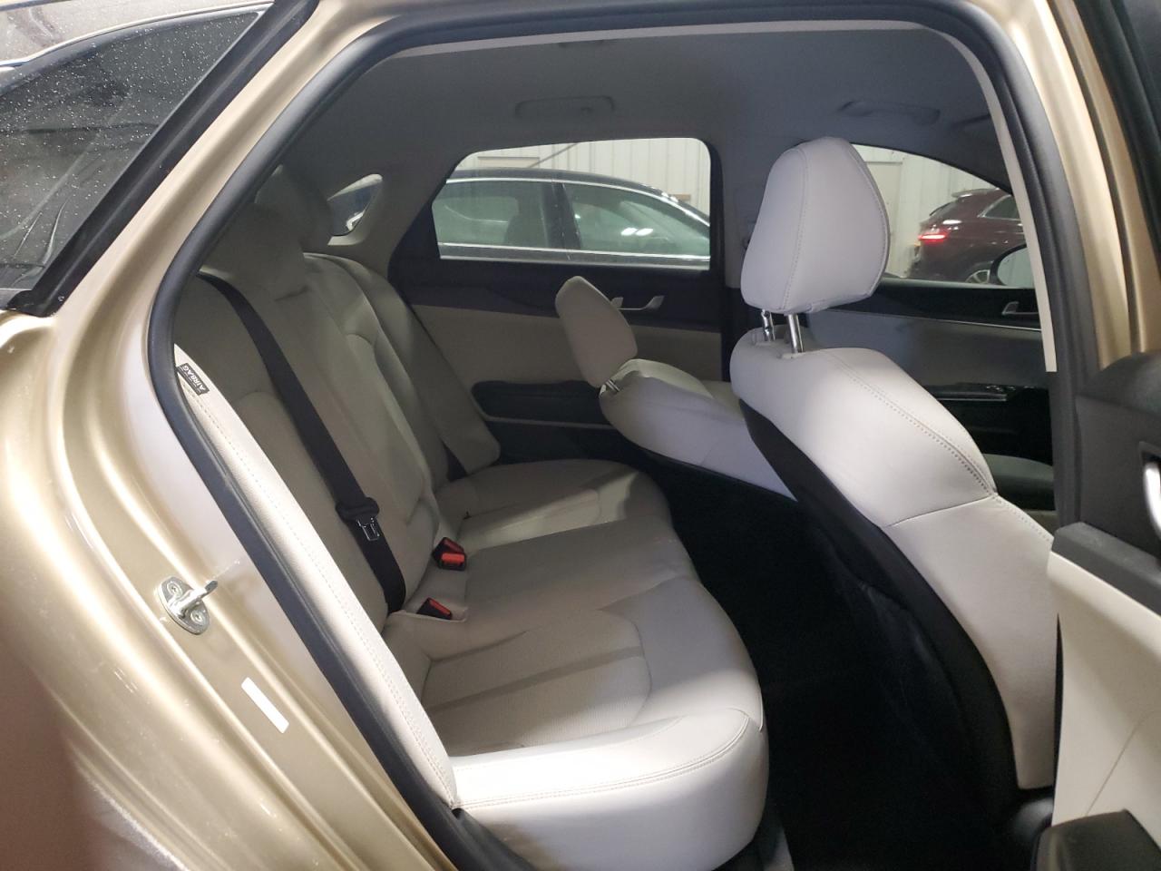 2022 KIA K5 LXS VIN:5XXG14J28NG096534