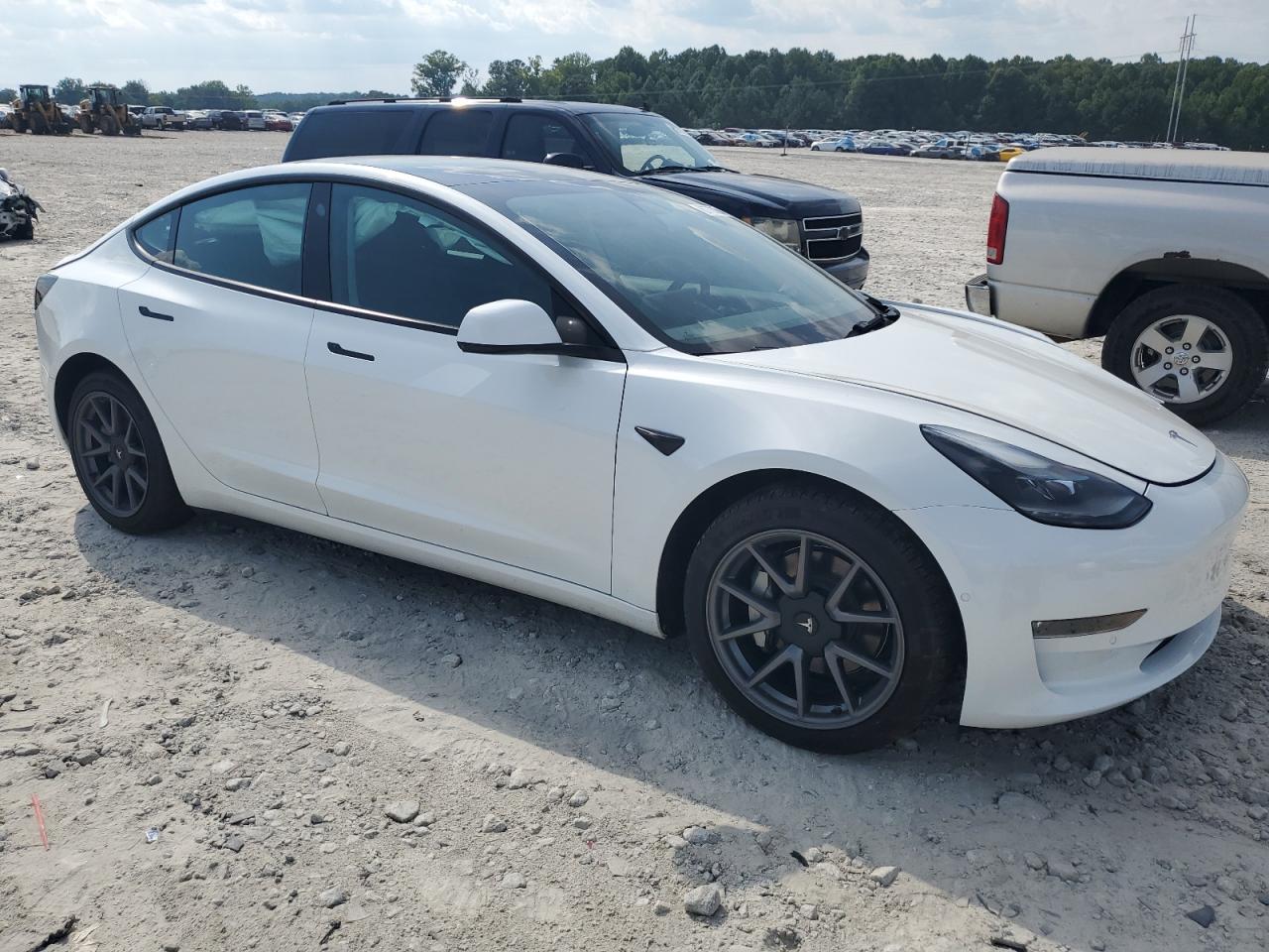 2022 TESLA MODEL 3  VIN:5YJ3E1EB0NF104947