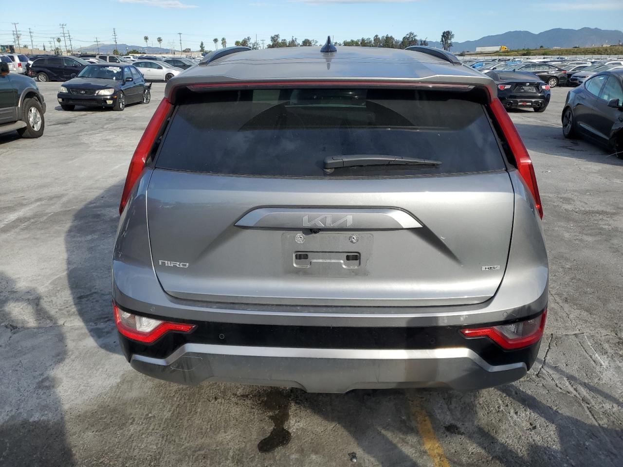 2023 KIA NIRO EX VIN:KNDCR3LE0P5090212