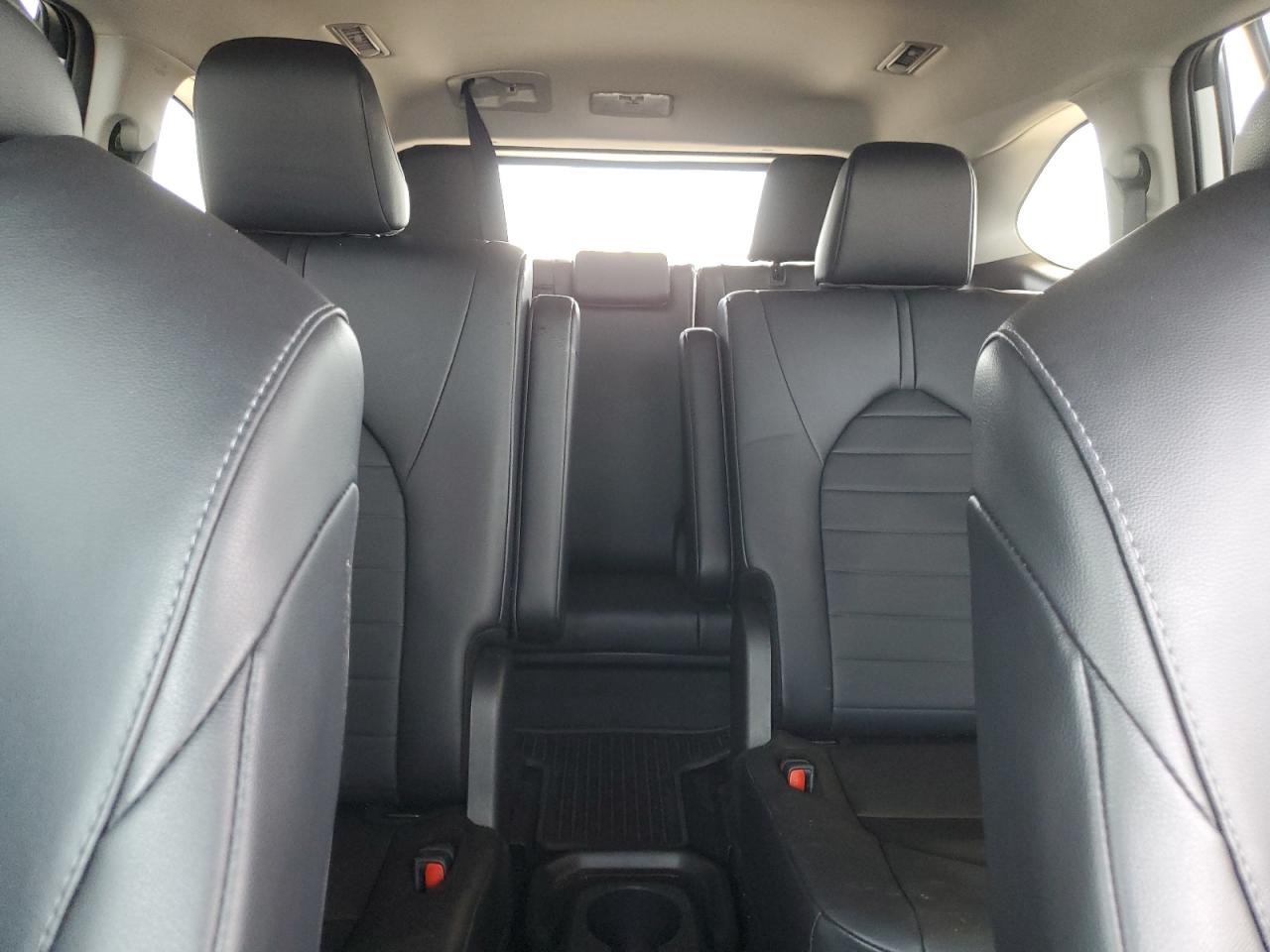2024 TOYOTA HIGHLANDER LE VIN:5TDKDRAH9RS053120