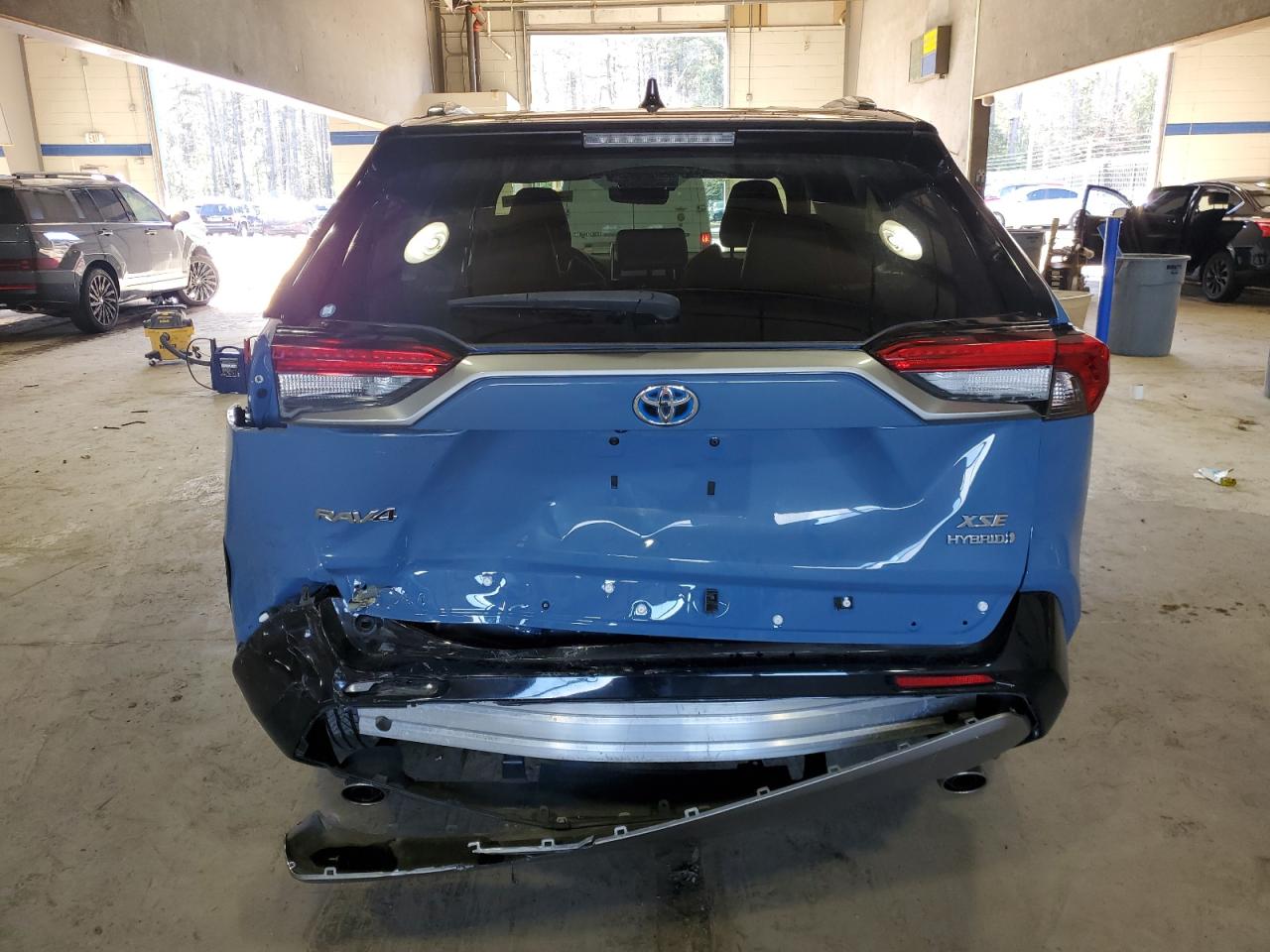 2022 TOYOTA RAV4 XSE VIN:2T3E6RFV9NW030130