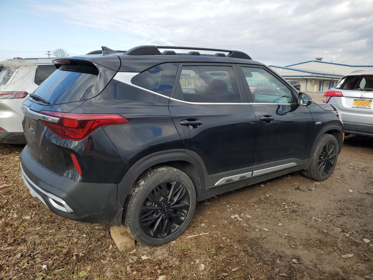 2022 KIA SELTOS NIGHTFALL VIN:JTHBW1GGXF2097350