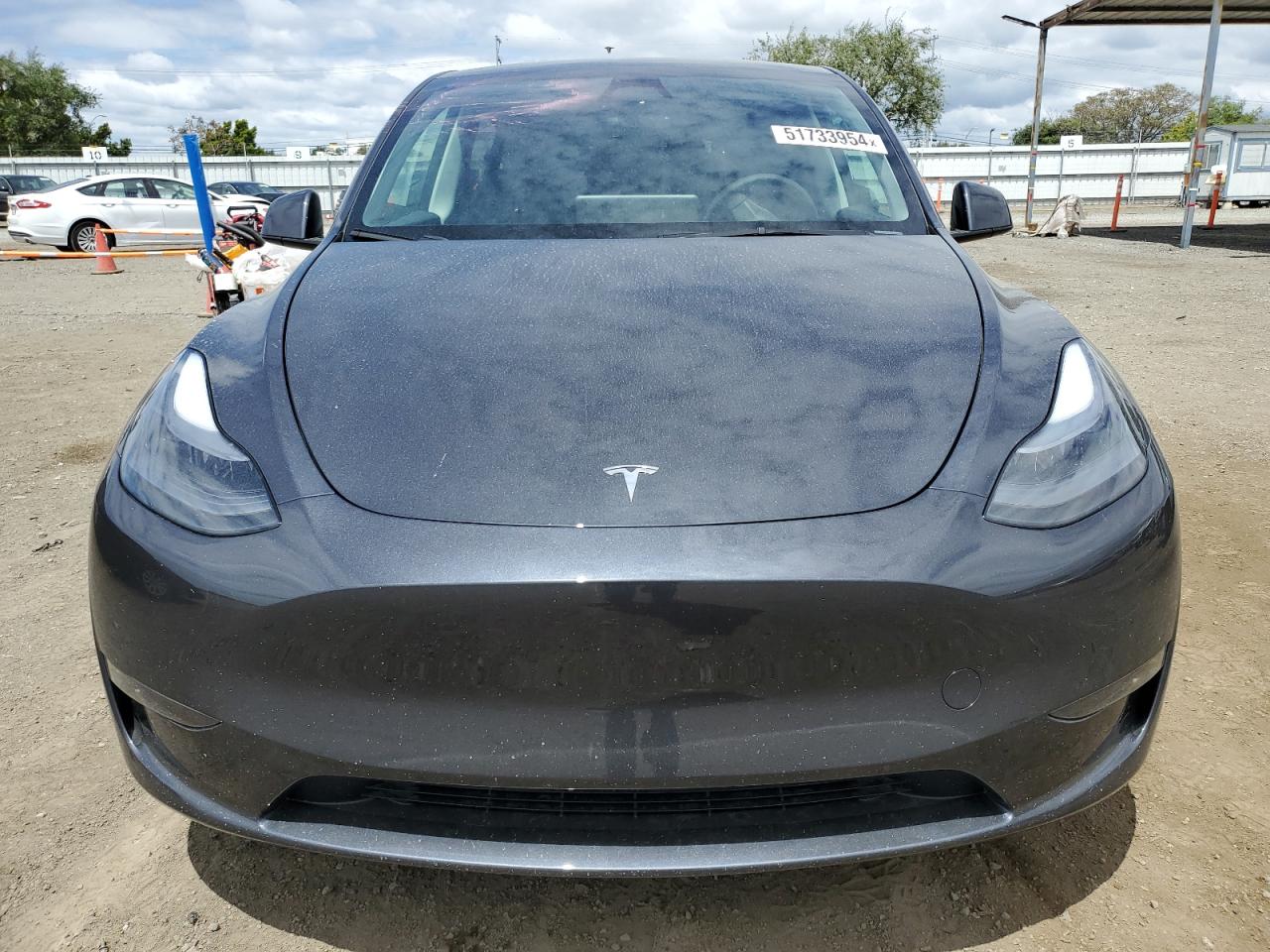 2024 TESLA MODEL Y  VIN:7SAYGDEE1RA254700