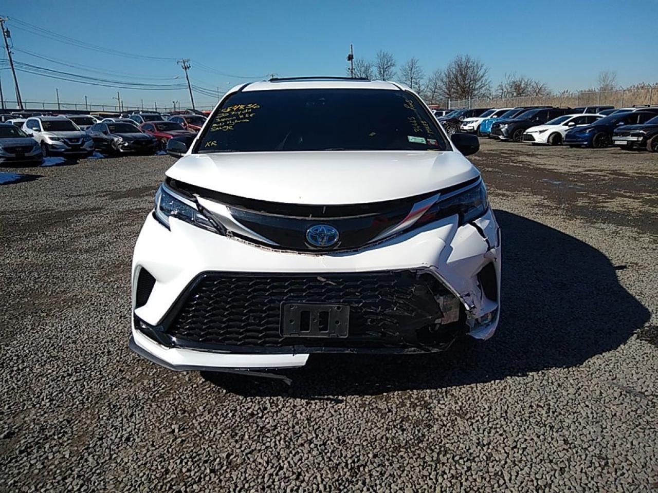 2022 TOYOTA SIENNA XSE VIN:5TDDSKFC7NS051184