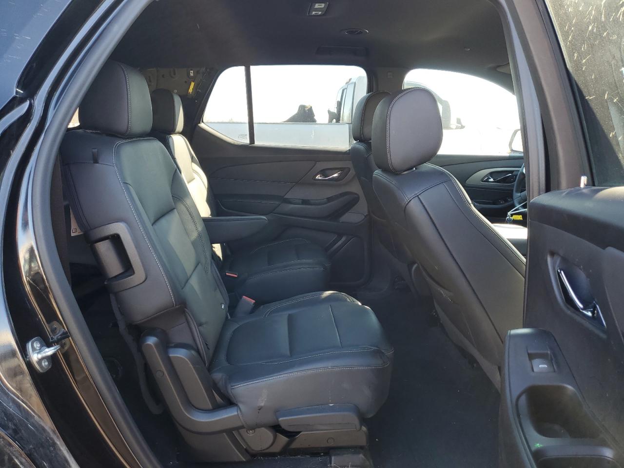 2023 CHEVROLET TRAVERSE LT VIN:1GNEVHKW4PJ319369