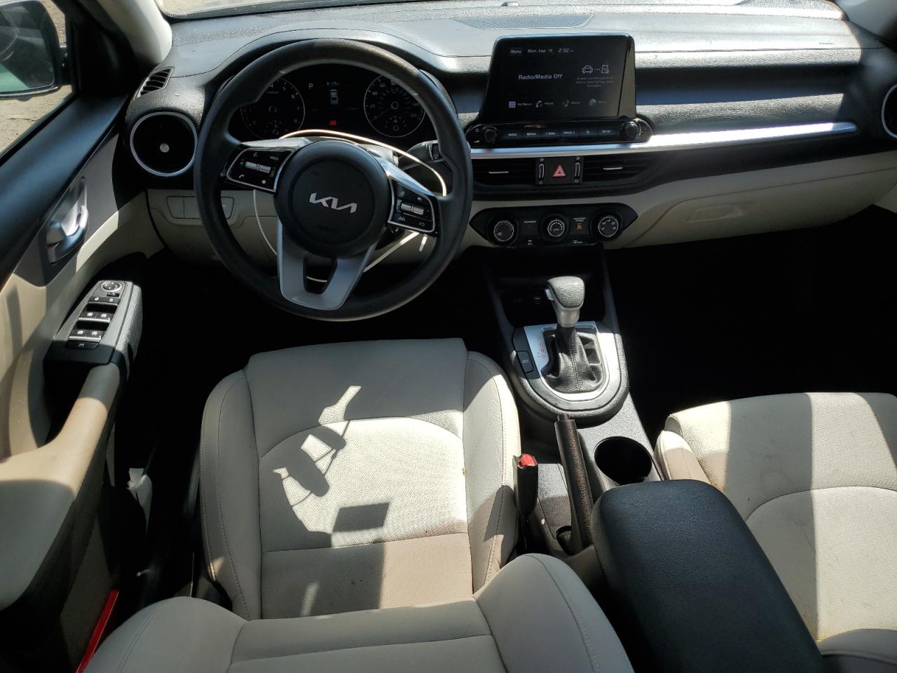 2022 KIA FORTE FE VIN:3KPF24AD9NE489705