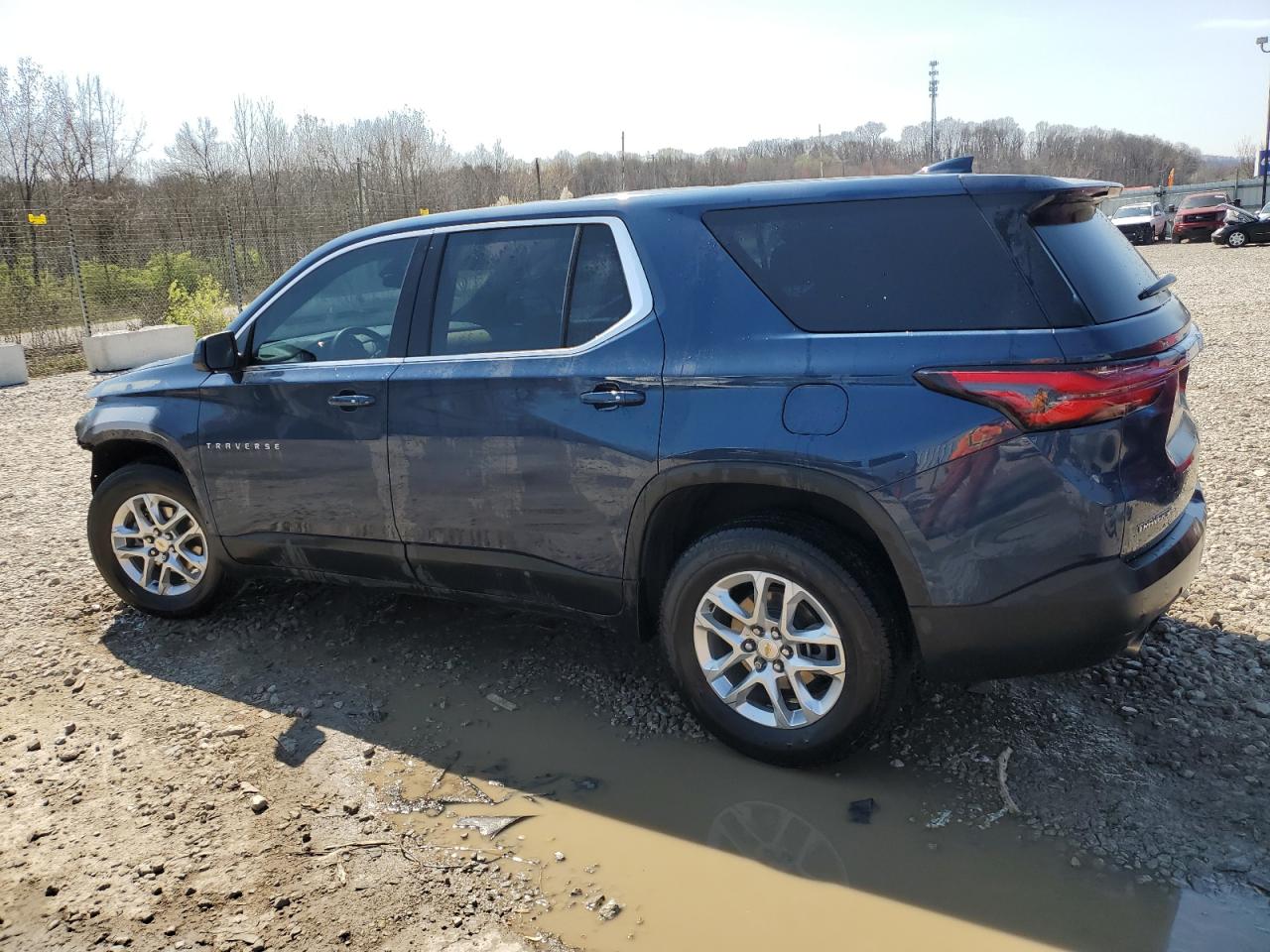 2022 CHEVROLET TRAVERSE LS VIN:1GNERFKW0NJ147394