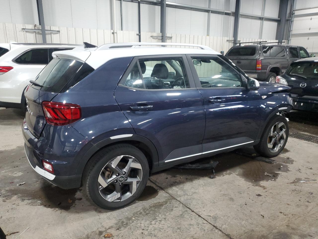 2022 HYUNDAI VENUE SEL VIN:KMHRC8A33NU151528