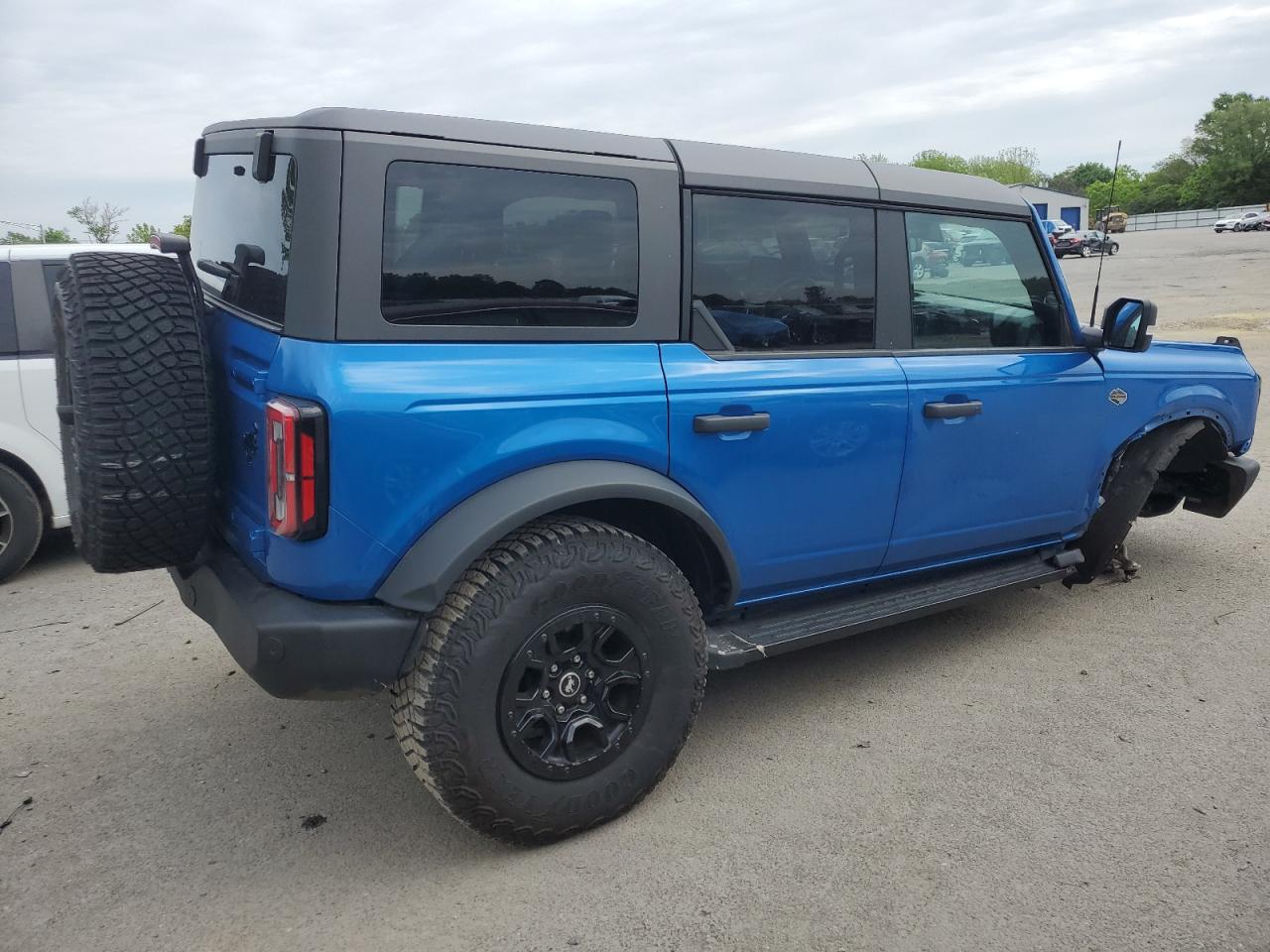 2022 FORD BRONCO BASE VIN:1FMEE5DP3NLB66879