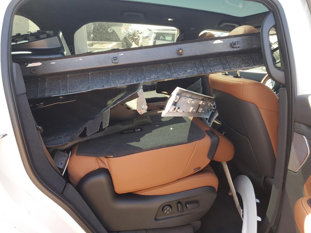 2024 VINFAST TRADING AND PRODUCTION LLC VF 9 PLUS VIN:RLLV2CJA8RH001233