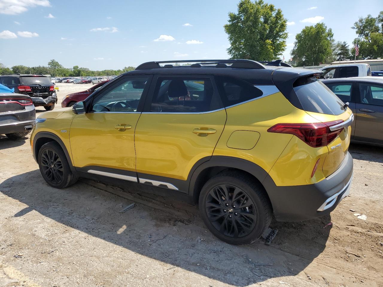 2022 KIA SELTOS NIGHTFALL VIN:KNDEUCA25N7285613