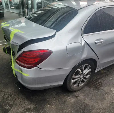 2015 Mercedes-Benz C 220 VIN: