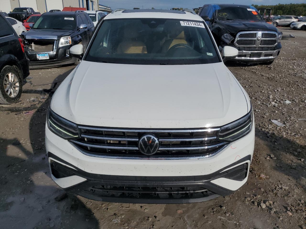 2022 VOLKSWAGEN TIGUAN SE VIN:3VV2B7AX9NM095140