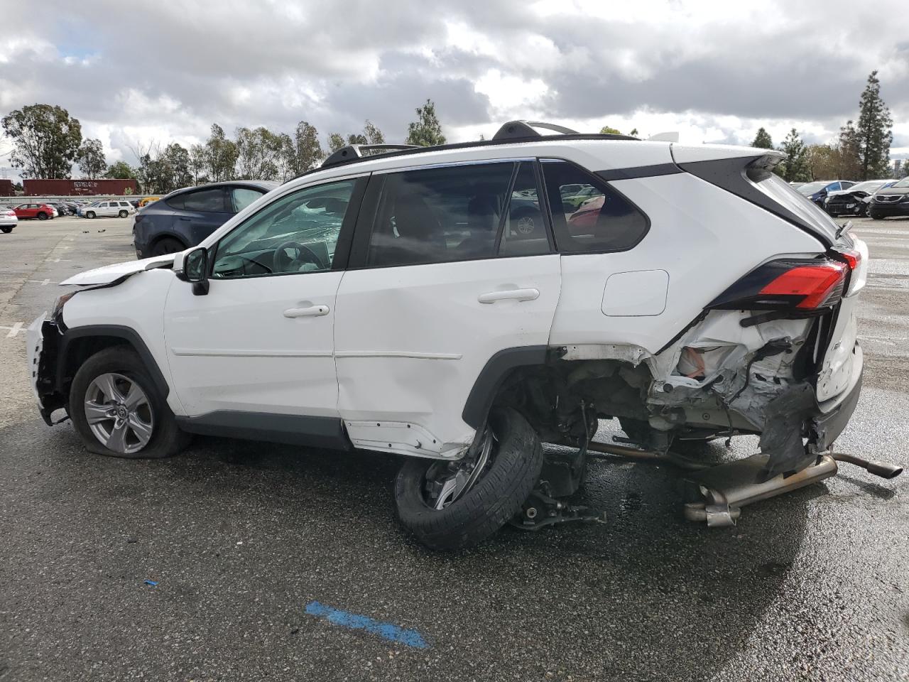 2023 TOYOTA RAV4 XLE VIN:2T3W1RFVXPC220879