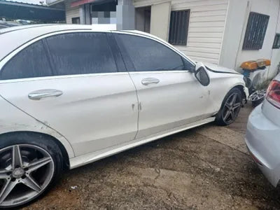 2015 Mercedes-Benz C 220 VIN: