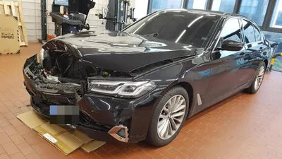2022 BMW 5 Series VIN: