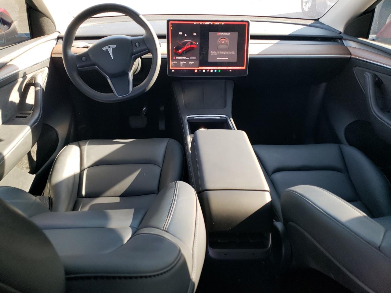 2024 TESLA MODEL Y  VIN:7SAYGDEE5RF005240