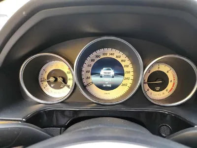 2014 Mercedes-Benz E 220 VIN: