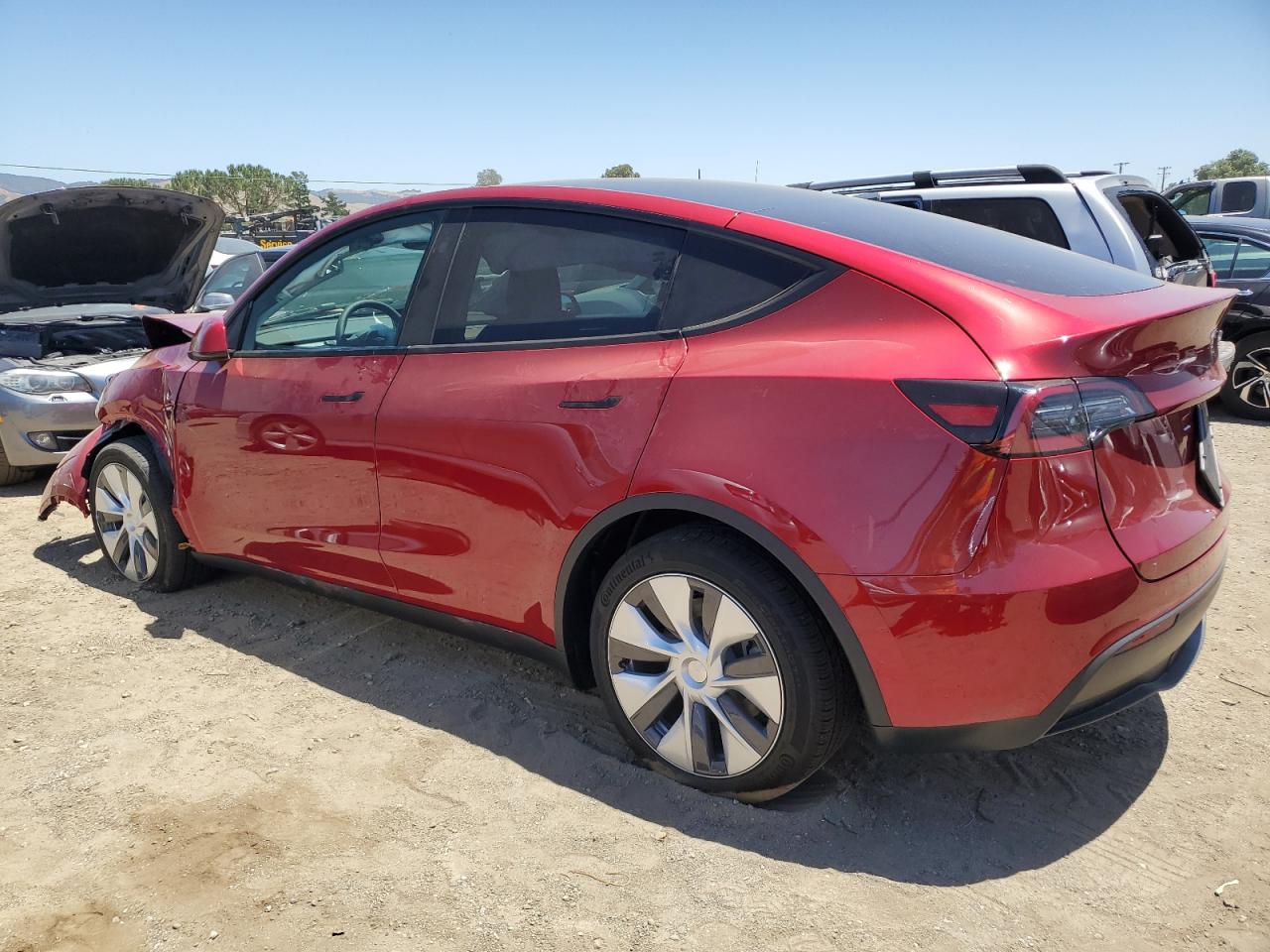 2024 TESLA MODEL Y  VIN:7SAYGDEDXRF091121