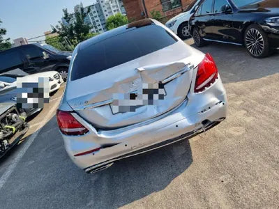 2017 Mercedes-Benz E 300 VIN: