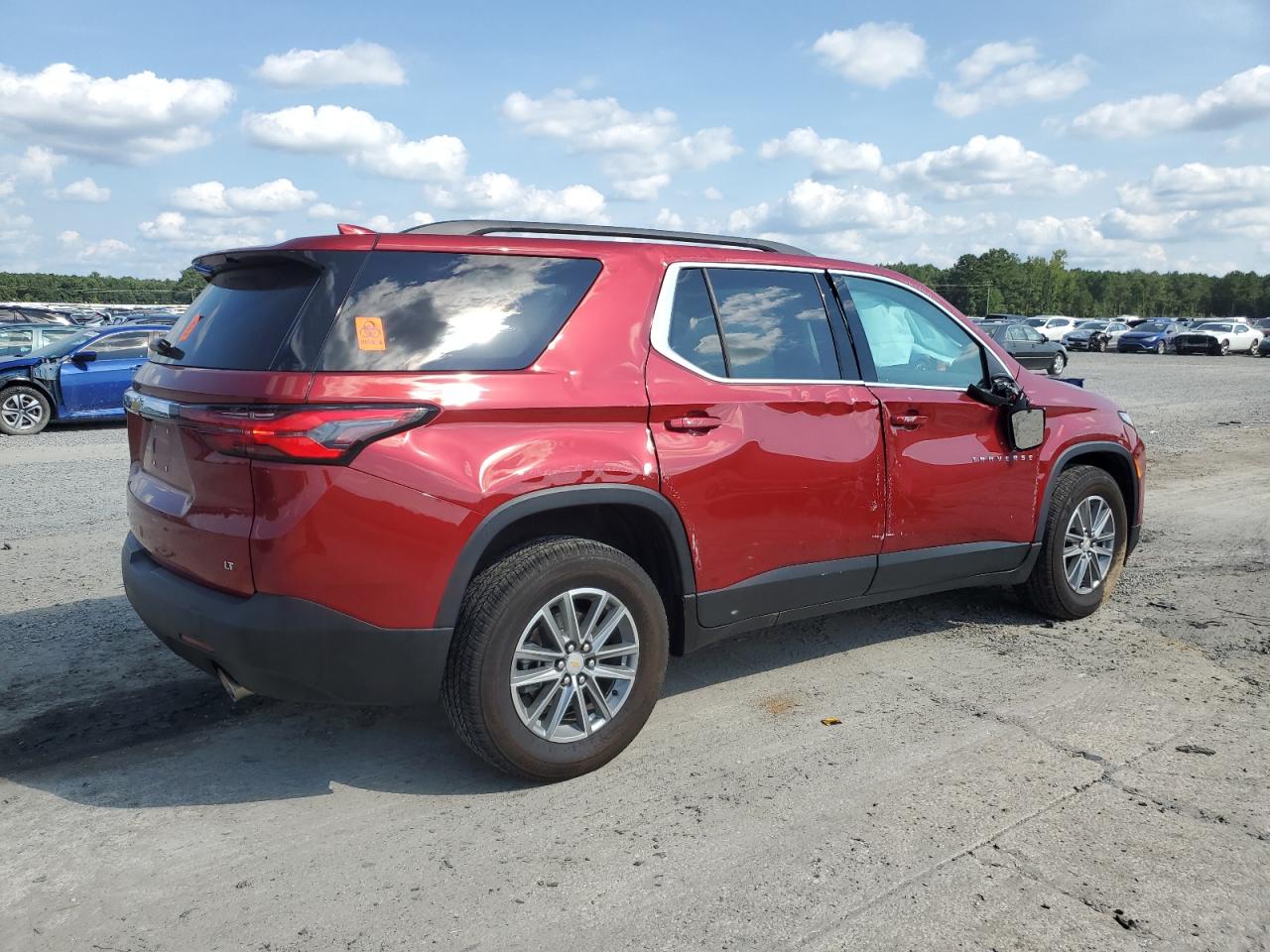 2023 CHEVROLET TRAVERSE LT VIN:1GNEVGKW2PJ150804