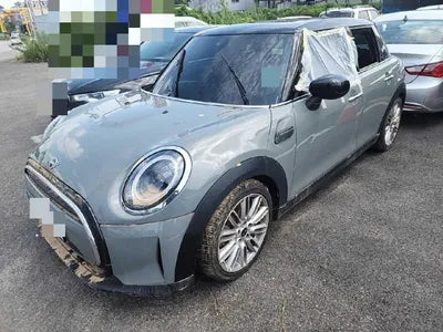 2022 MINI Cooper VIN:
