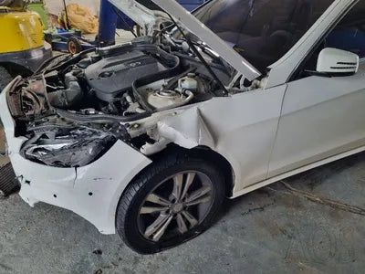 2014 Mercedes-Benz E 220 VIN: