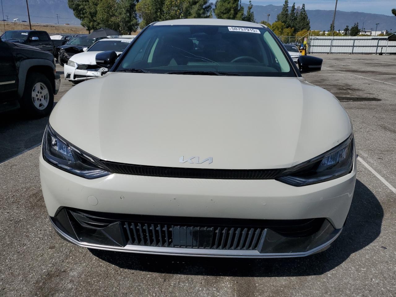 2024 KIA EV6 LIGHT VIN:KNDC3DLC8R5214848