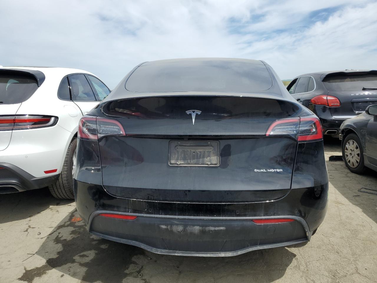 2022 TESLA MODEL Y  VIN:7SAYGDEEXNF444203