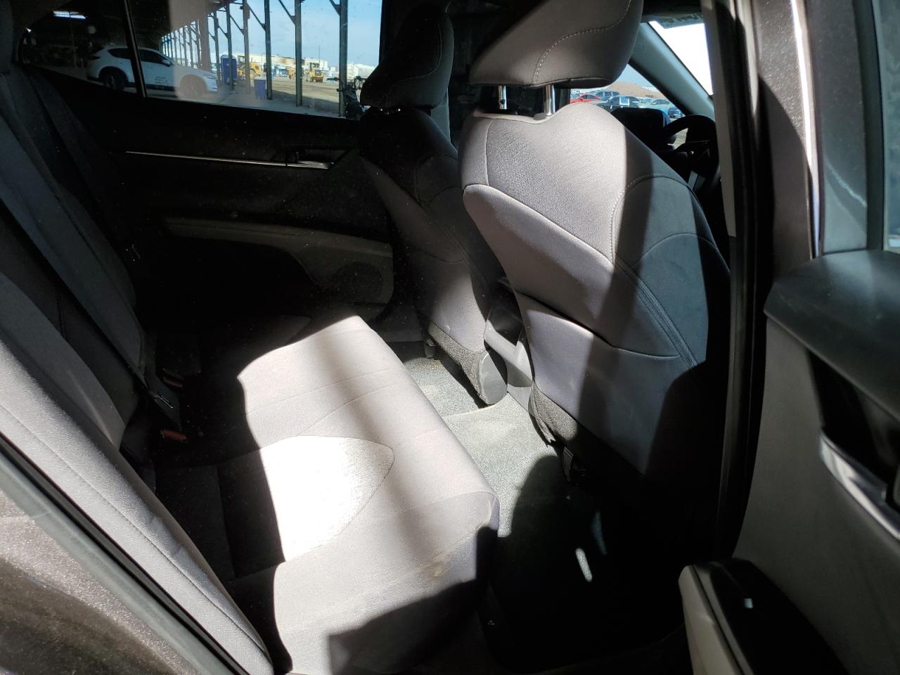 2022 TOYOTA CAMRY LE VIN:4T1C11AK0NU637563