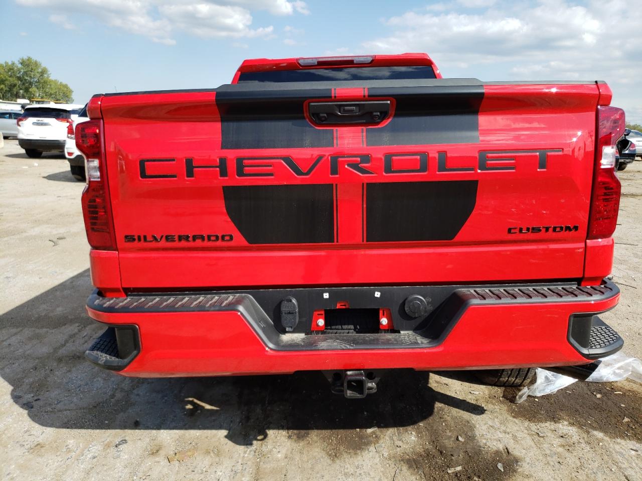 2024 CHEVROLET SILVERADO K1500 CUSTOM VIN:1GCRDBEK1RZ405312