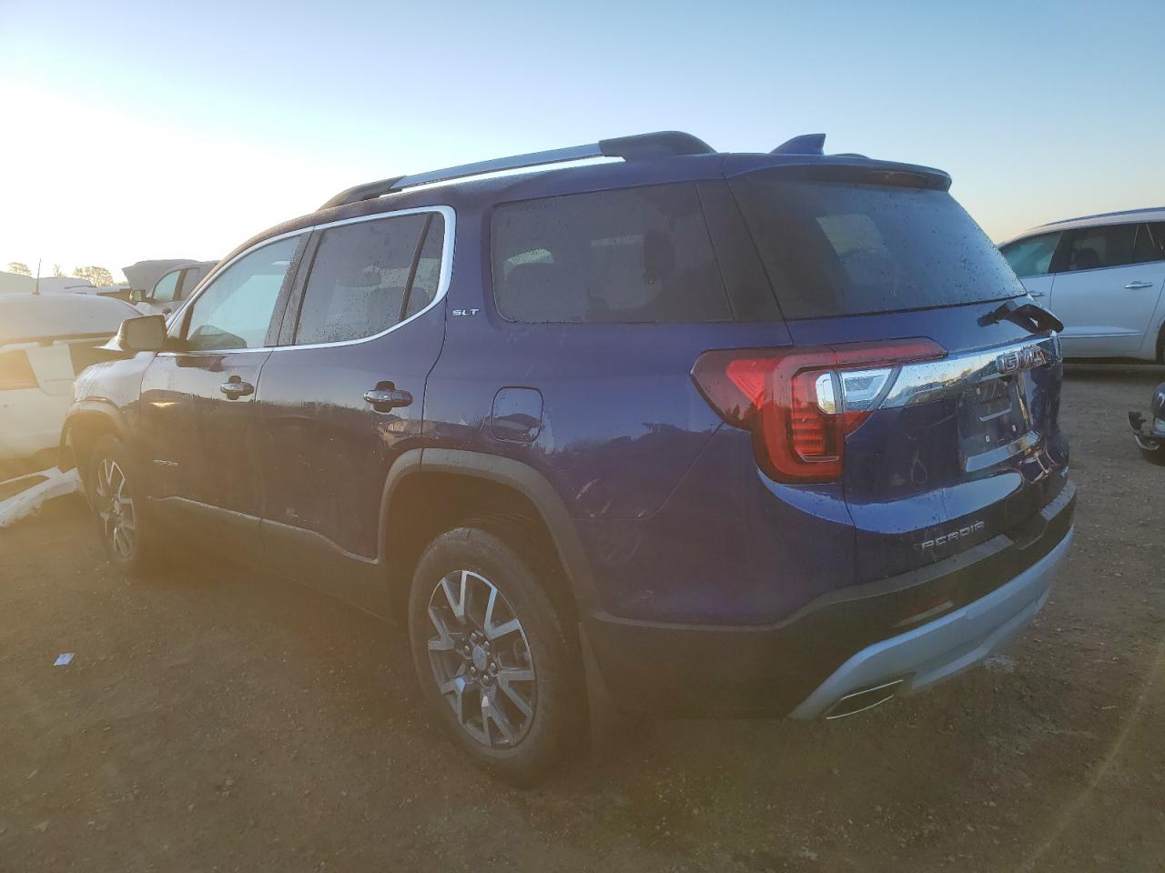 2023 GMC ACADIA SLT VIN:1GKKNULS8PZ257870