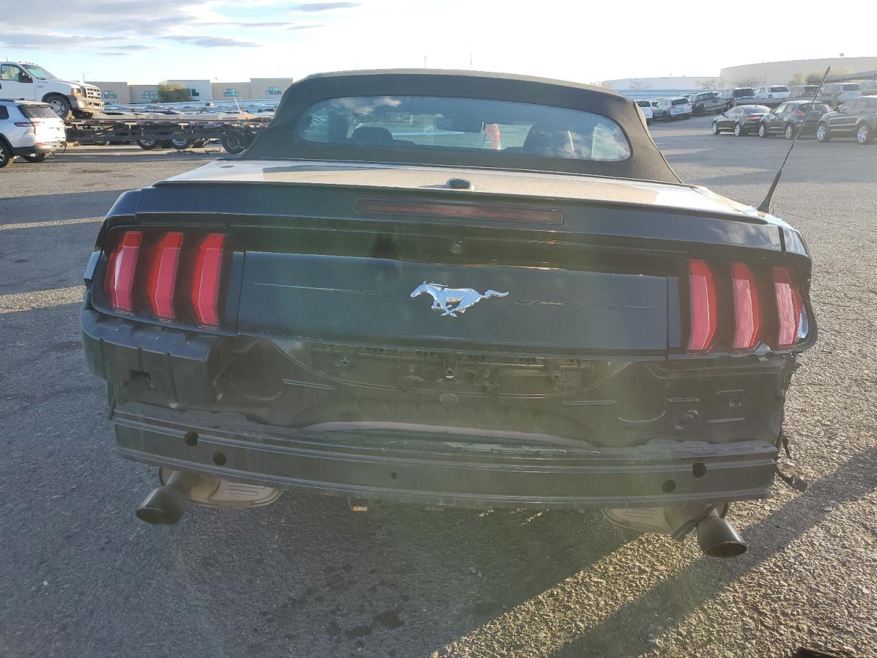 2022 FORD MUSTANG  VIN:1FATP8UH4N5106698