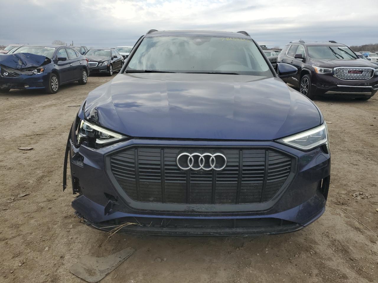 2022 AUDI E-TRON PREMIUM VIN:WA1AAAGEXNB025213