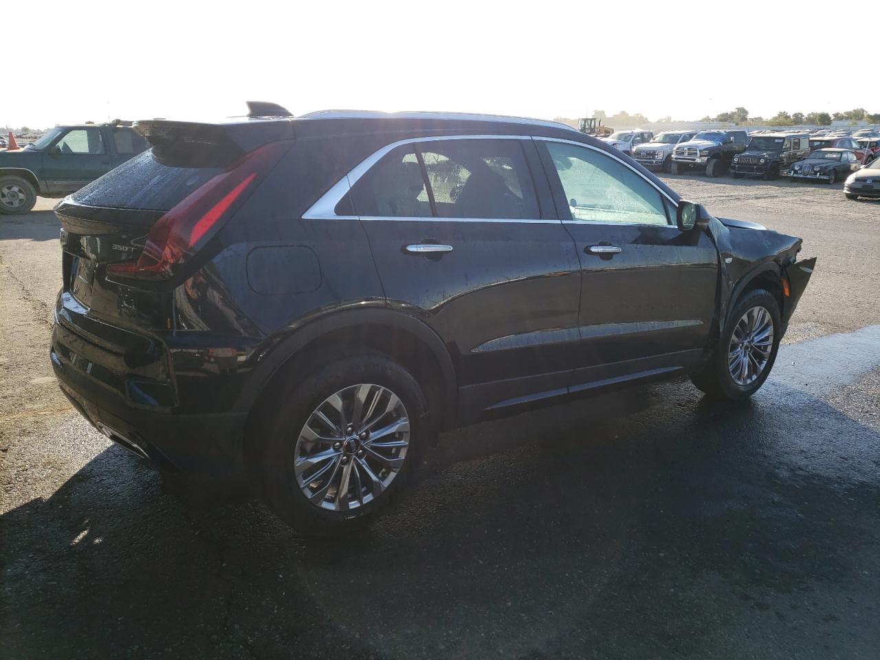 2024 CADILLAC XT4 PREMIUM LUXURY VIN:1GYFZDR49RF128402