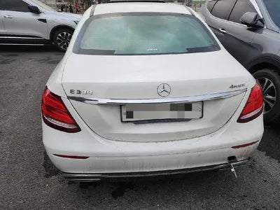 2019 Mercedes-Benz E 300 WDDZF4KB5KA672067 VIN:WDDZF4KB5KA672067