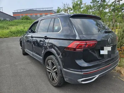 2023 Volkswagen Tiguan VIN: