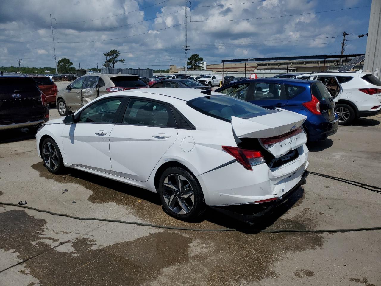 2023 HYUNDAI ELANTRA SEL VIN:5NPLS4AG6PH107366