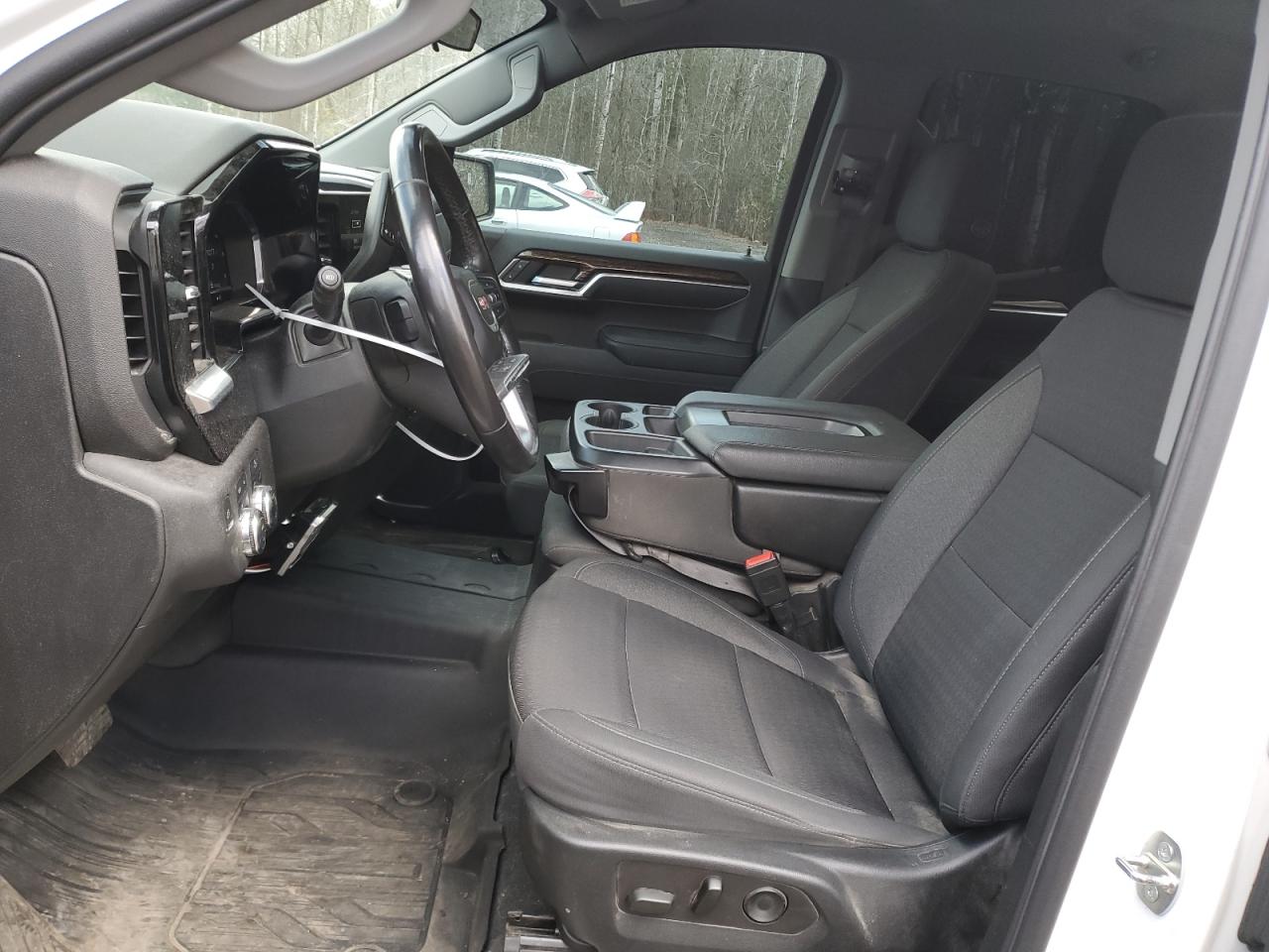 2022 GMC SIERRA K1500 SLE VIN:1GTVUBETXNZ511808