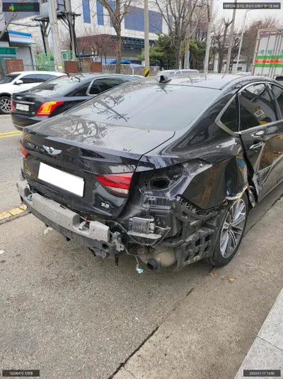 2017 Genesis G80 KMHGL41DBJU246072 VIN:KMHGL41DBJU246072