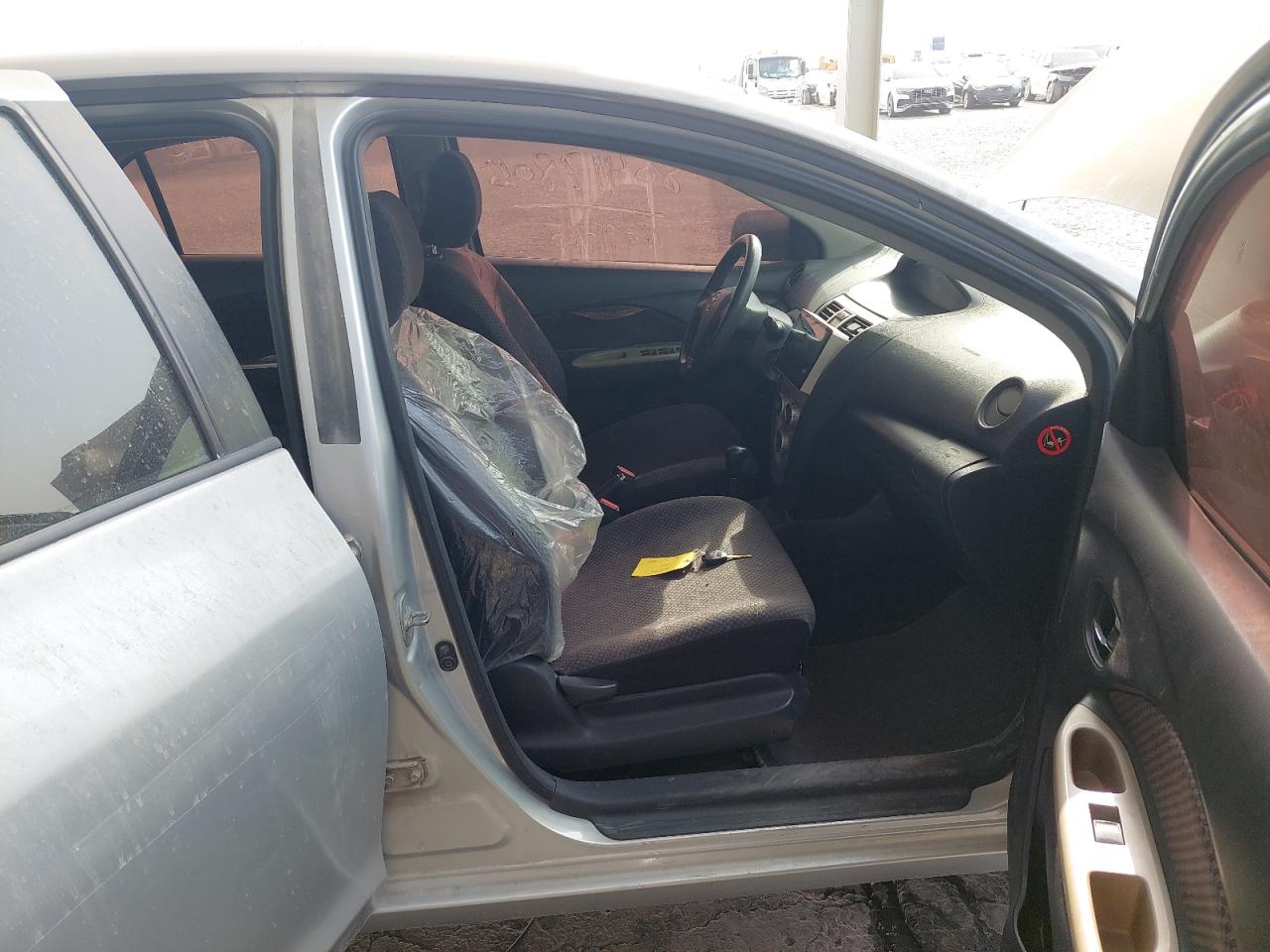 2008 TOYOTA YARIS VIN:JTDBW923084******