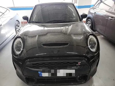 2022 MINI Cooper VIN: