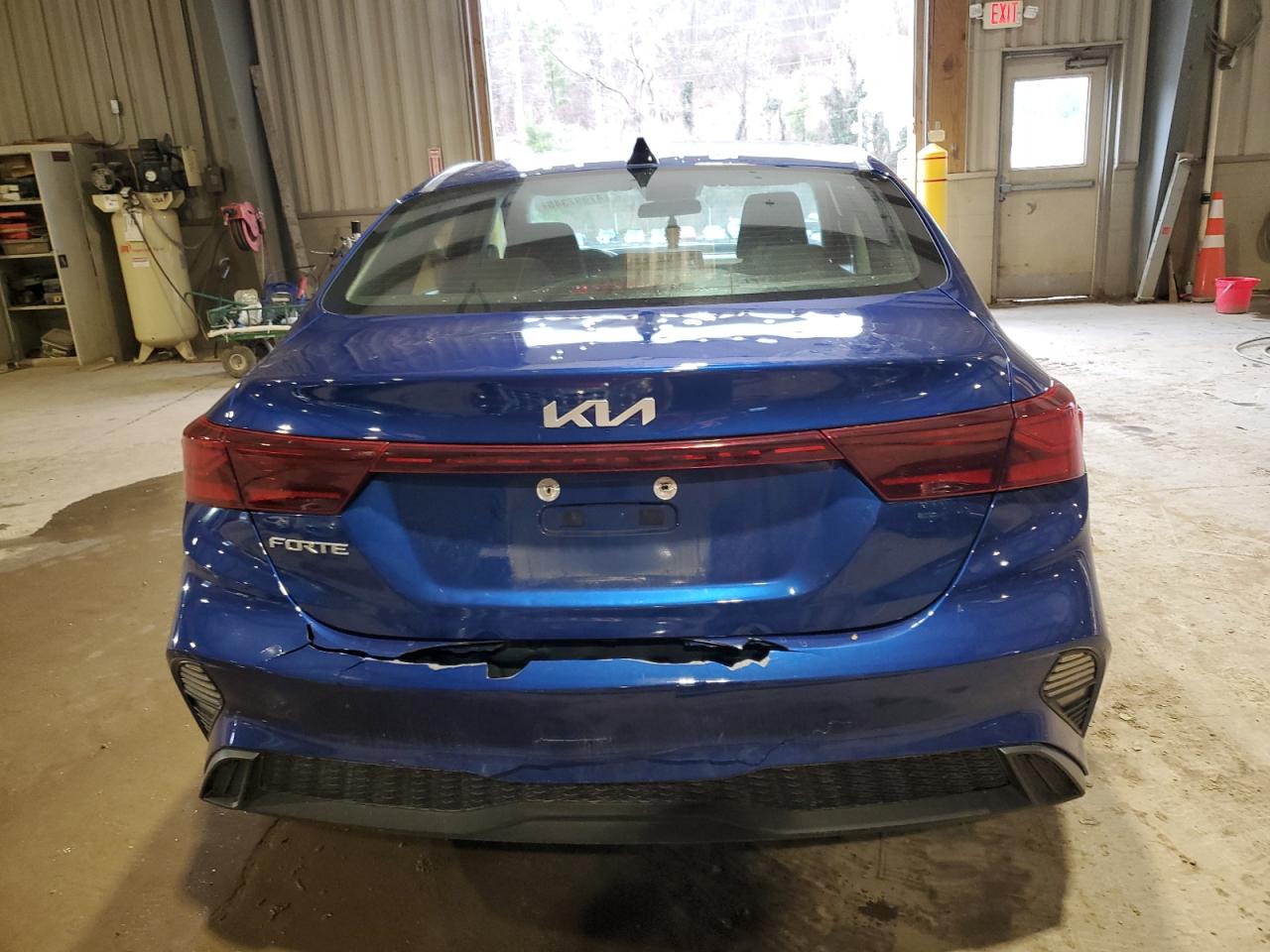 2022 KIA FORTE FE VIN:3KPF24AD2NE499640